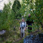 Wandern in herbstlichen Wäldern